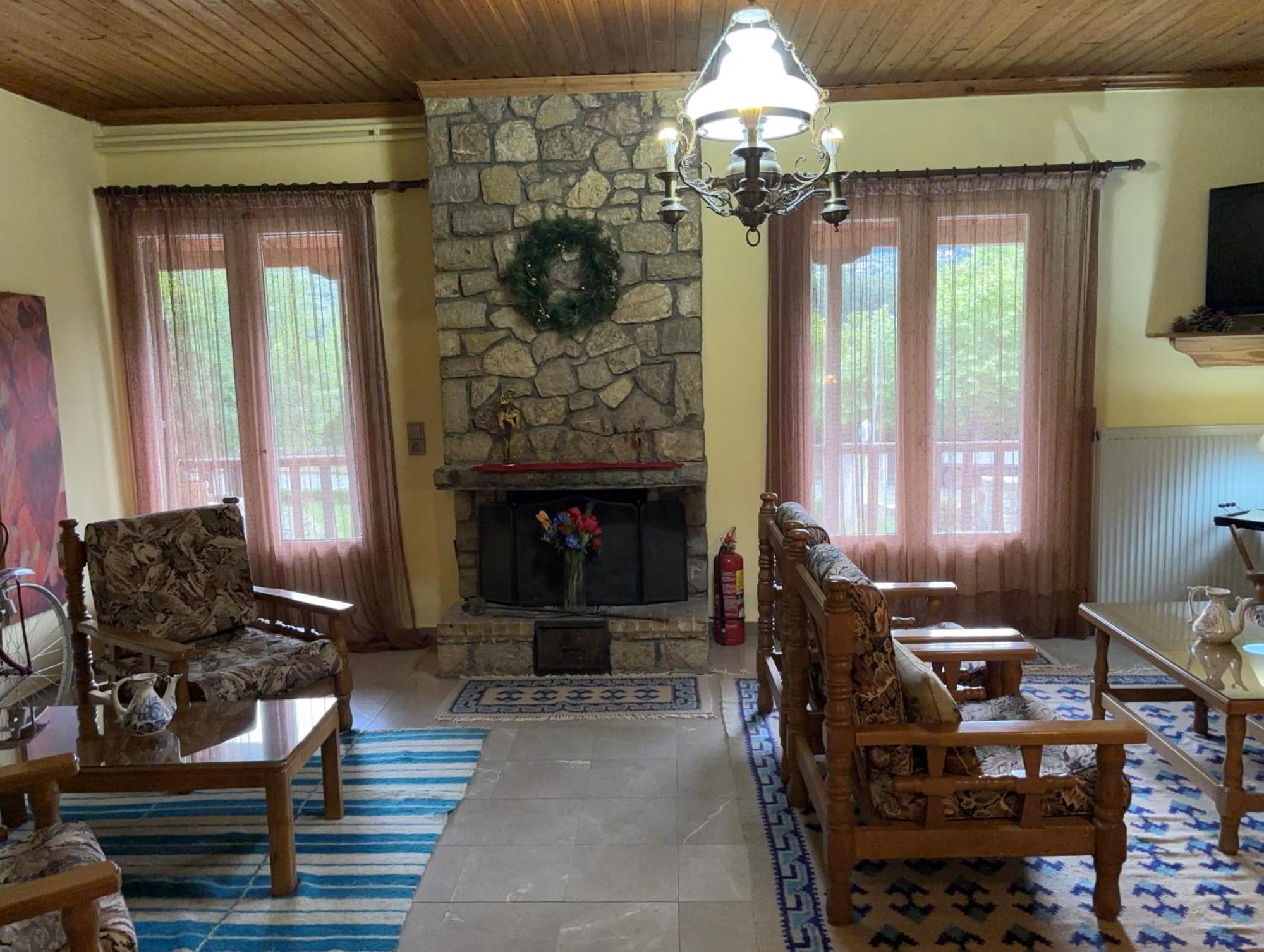 Guesthouse Sinoi Vitina Exteriér fotografie